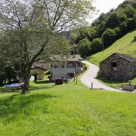 Rustico Ai Monti Lägenhet Cadenazzo